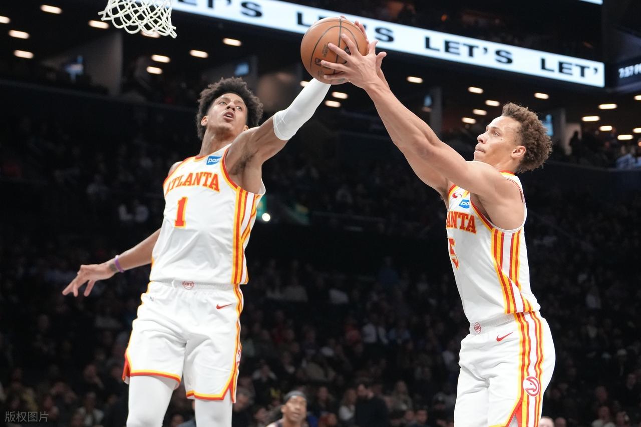 开云体育下载部门-骑士122-116险胜老鹰，米切尔迎2大里程碑，但阿特金森却如坐针毡